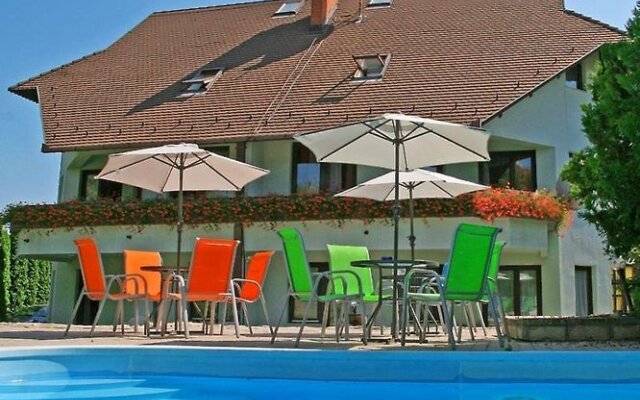 Dominika Apartman Hotel