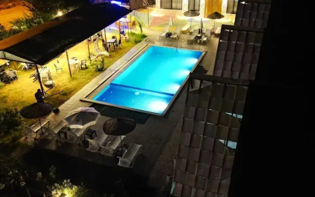 Bu Bungalow Hotel