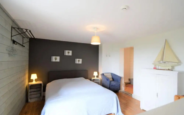 Attractive Holiday Home in Gerin With Private Garden