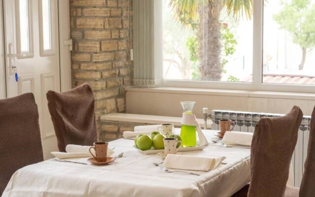 Captivating Holiday Home in Pakostane With Swimming Pool