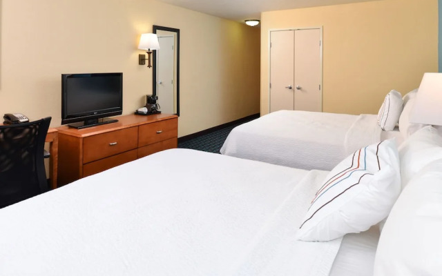 Fairfield Inn & Suites Bloomington