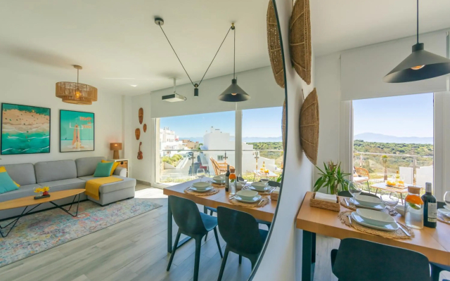 Views, Terrace & Pool - Fibre WIFI - SimplyTarifa