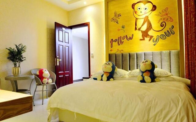 Witty Monkey Hotel