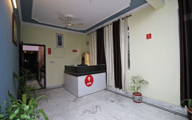 Capital O 9222 Winsome Hotel