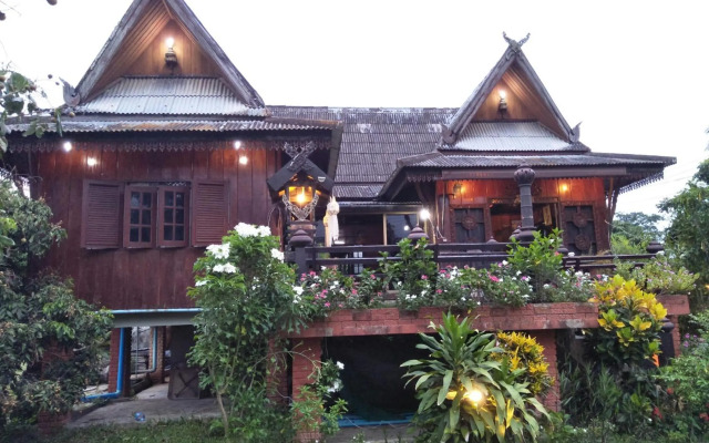 Oui Kaew Homestay
