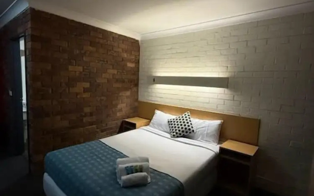 Arabella Motor Inn
