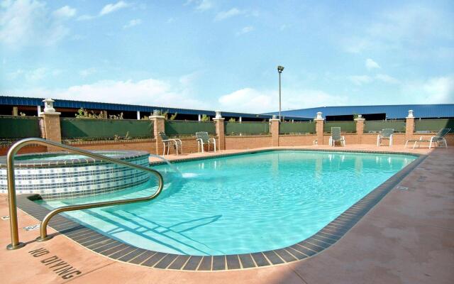 Best Western Plus DFW Airport Suites