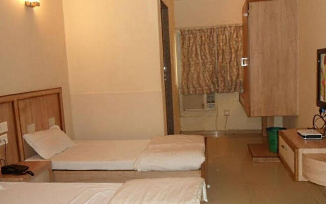 OYO Rooms Paldi Bus Stand