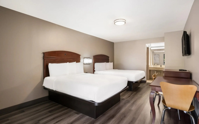 OYO Hotel Edison NJ Route 1