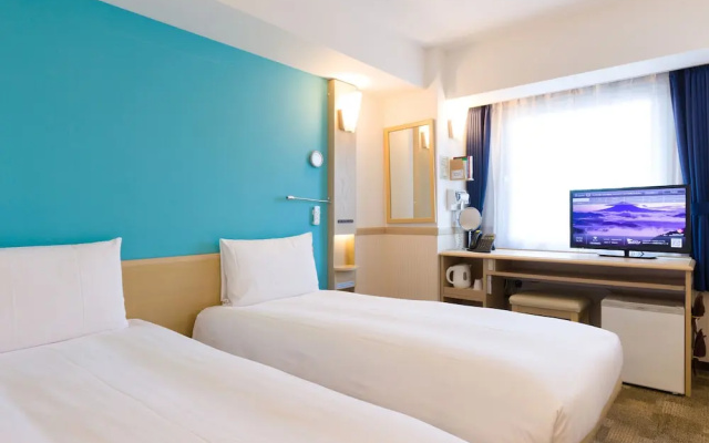 Toyoko Inn Shinjuku-Gyoemmae-Eki 3-Ban Deguchi