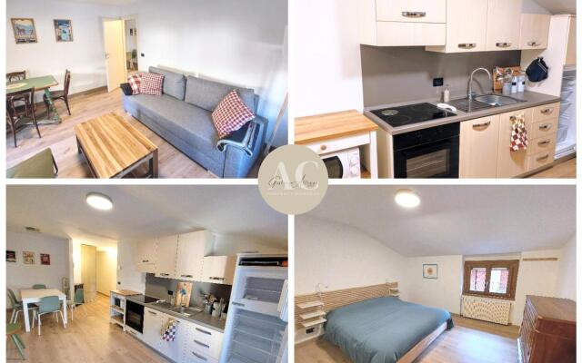Square Apartment in Ponte di Legno