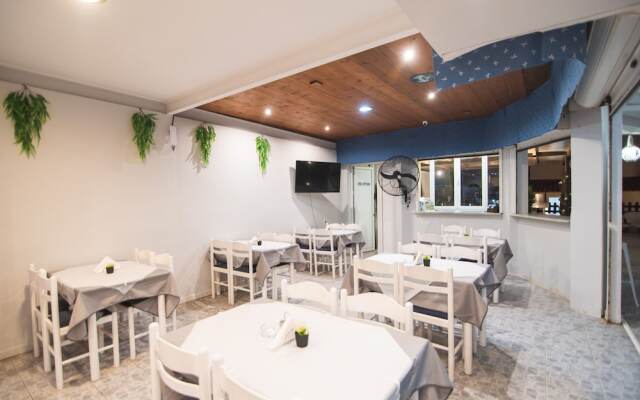 Sandy Beach Complex by Konnect - Annexe Building