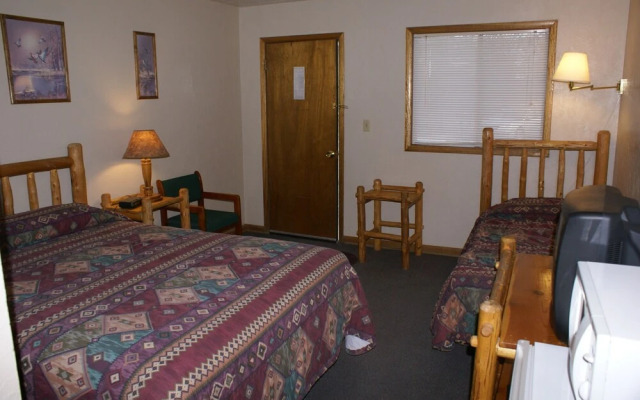 The Lodge at Summer Lake