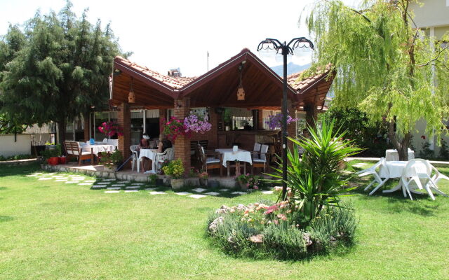 Crescent Hasirci Hotel