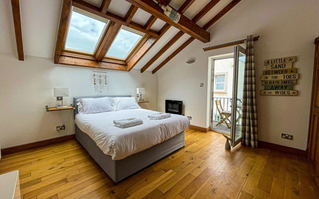 Harbourside Apartments