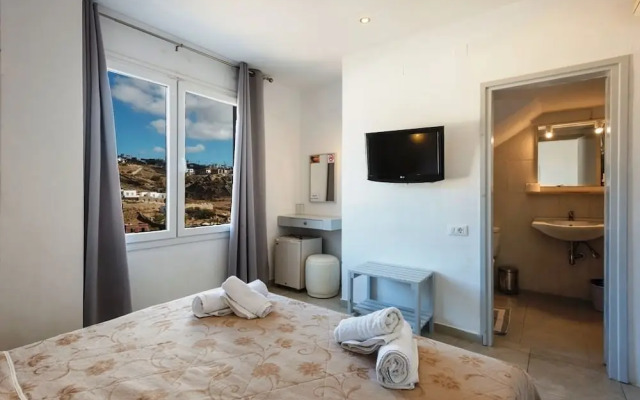 Vista Vaios Rooms & Studios Pension