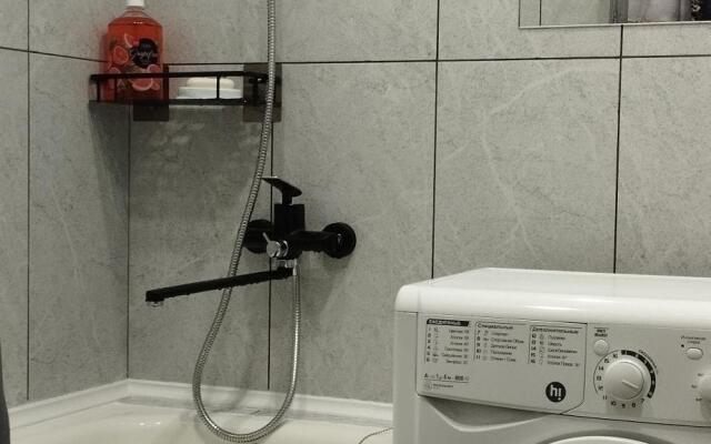 Апартаменты на проспекте Дружбы 52