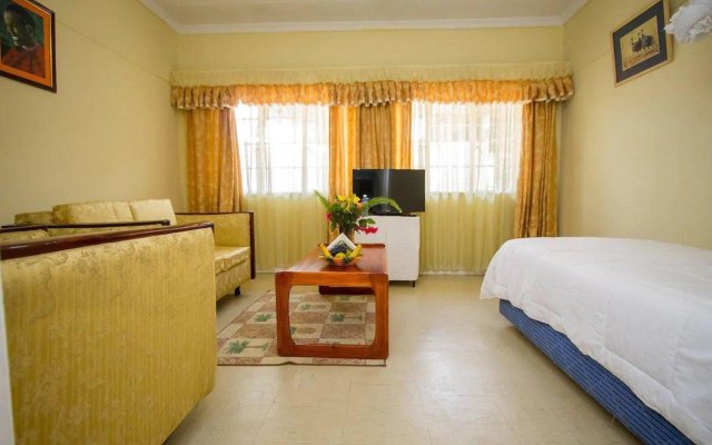 Benliza Guest House - Adults Only