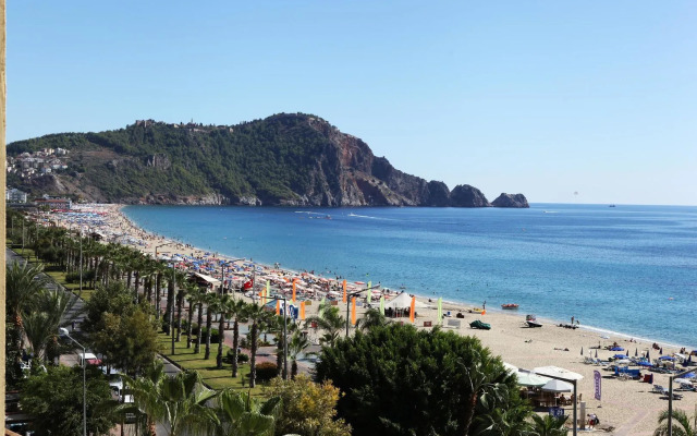 Kleopatra Ada Beach Hotel