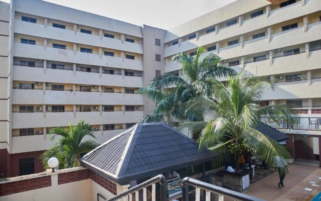 Royalbirds Hotel & Towers