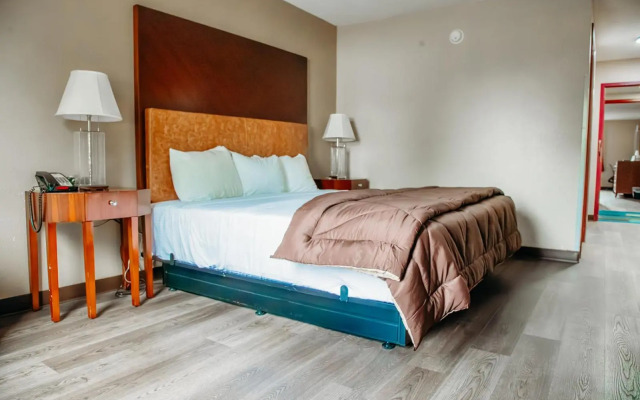 Country Garden & Suites