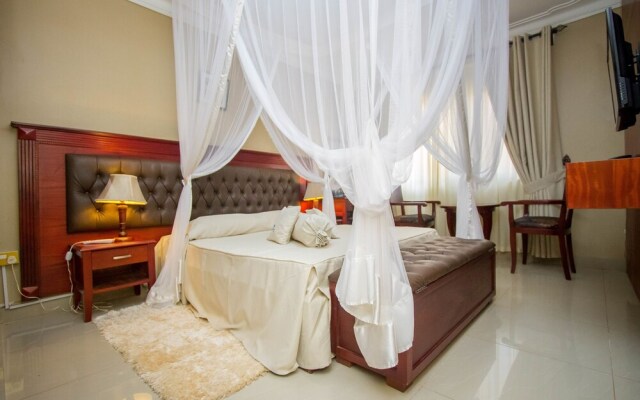 Sapphire Hotel