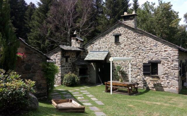 Gîte Queyrières, 5 pièces, 8 personnes - FR-1-582-285