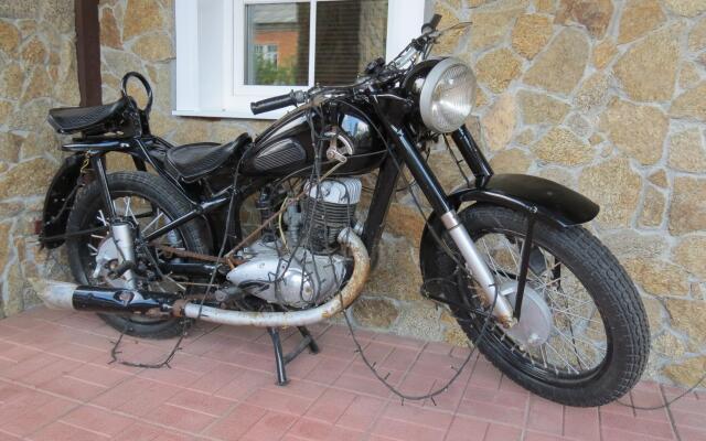 Отель Эсмеральд