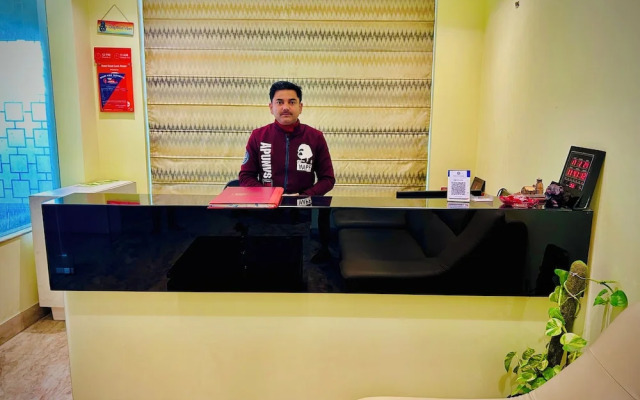 Hotel GoodLuck House Near Delhi Airport