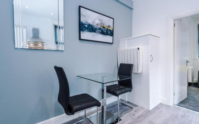 Studio Two, Clarendon Apartments