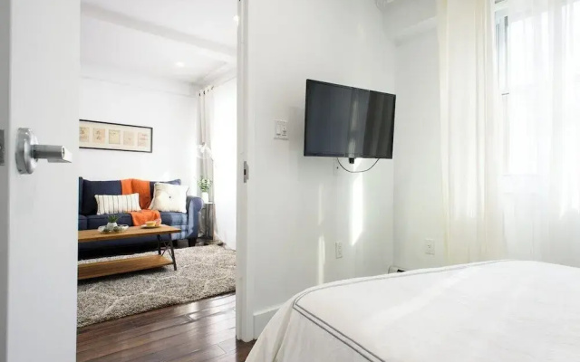 809 Midtown Apartments