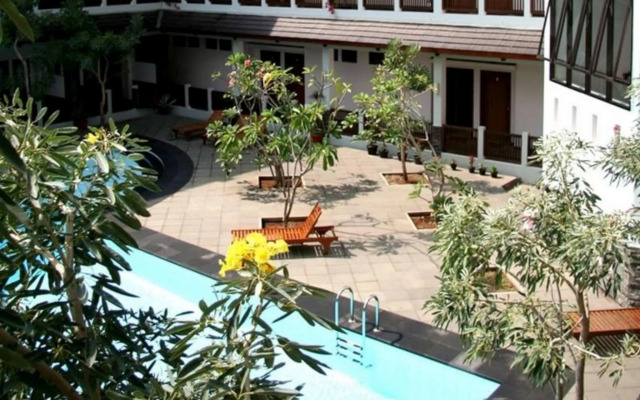 Laut Biru Resort Hotel