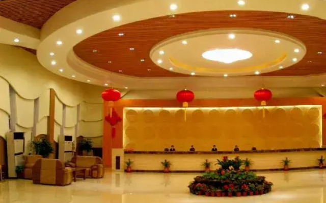Guoqi Hotel (Tangchi Hot Spring Tourism Resort)