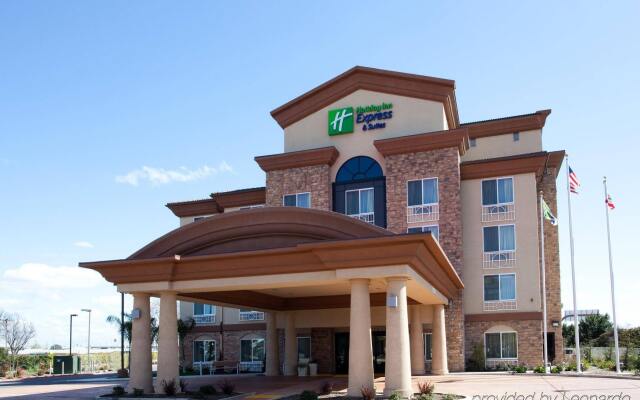 Holiday Inn Express Hotel & Suites Fresno South by IHG