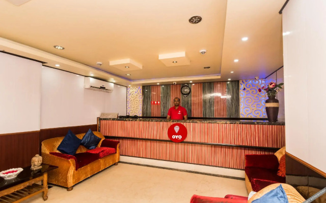OYO 794 Hotel East Palace