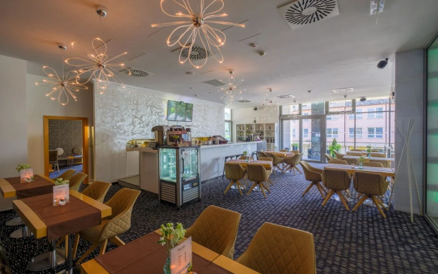 Business Hotel Astrum Laus