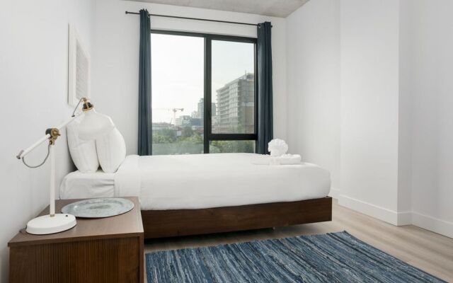 Modern 2BR in Old Montreal by Sonder