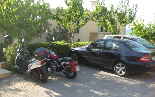 Villiana Holiday Apartments