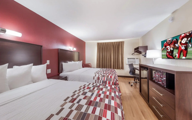 Red Roof Inn & Suites Denton