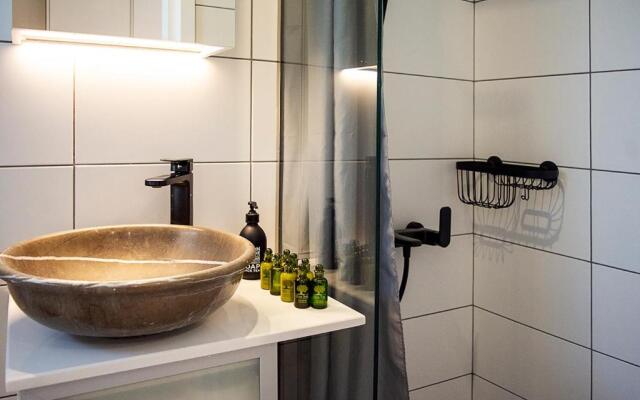 Stylish Modern Studio, Chalkida centre, seaside