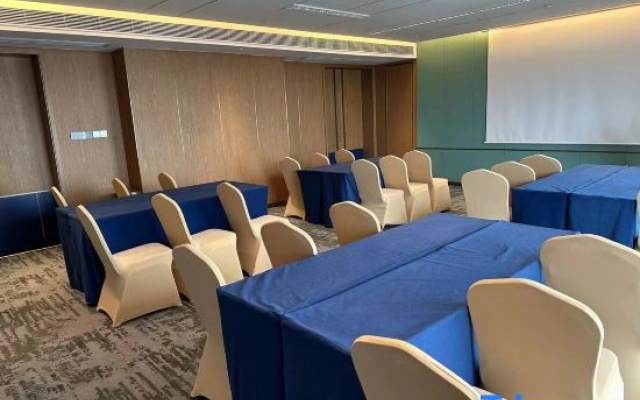Four Seasons Feng Hotel (Shenzhen Cooperation Zone Jilong Branch) – Business – Huizhou