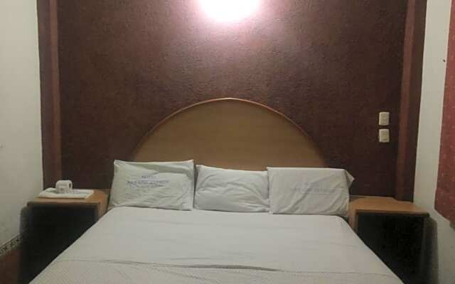 Hotel Paraiso Express