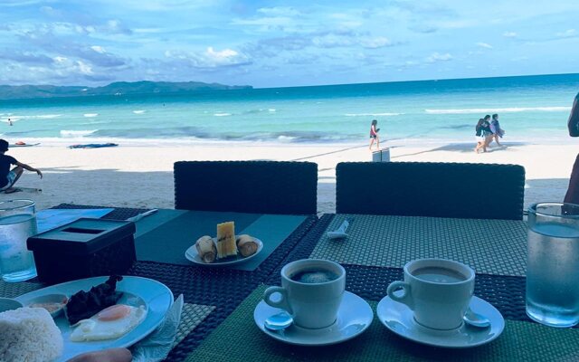 Diamond Water Edge Resort