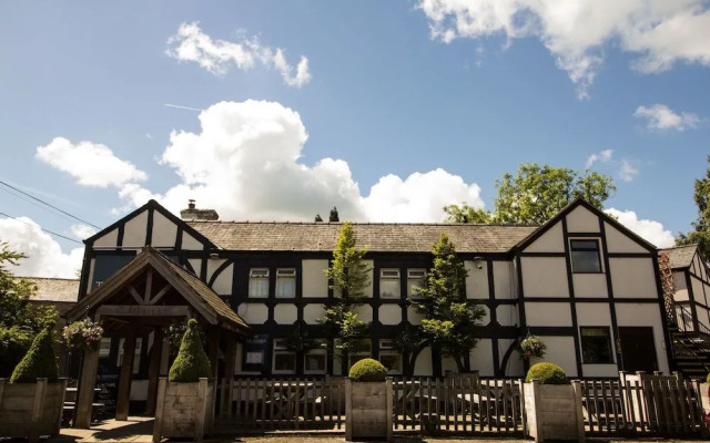 The Fenwick Arms
