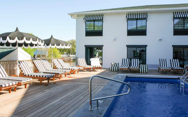 The Inn Hotel, Ascend Hotel Collection