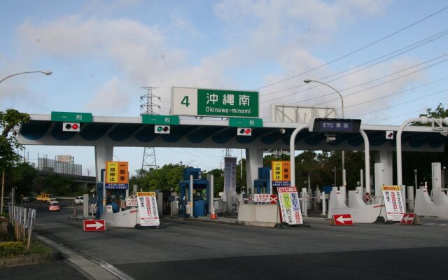 Crown Hotel Okinawa