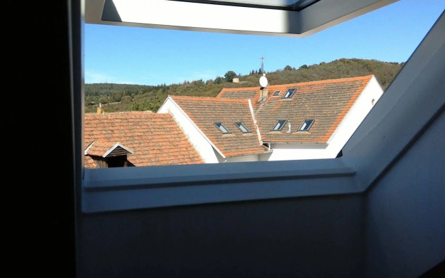 Penzion a Restaurace Na Jízdárně