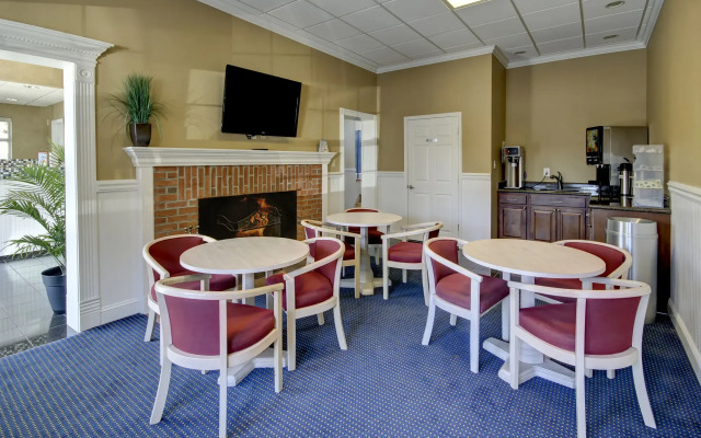 SeaLoft Oceanfront Hotel