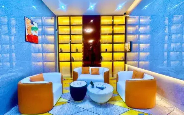 FF international  Hotel (Eagle Plaza Store)