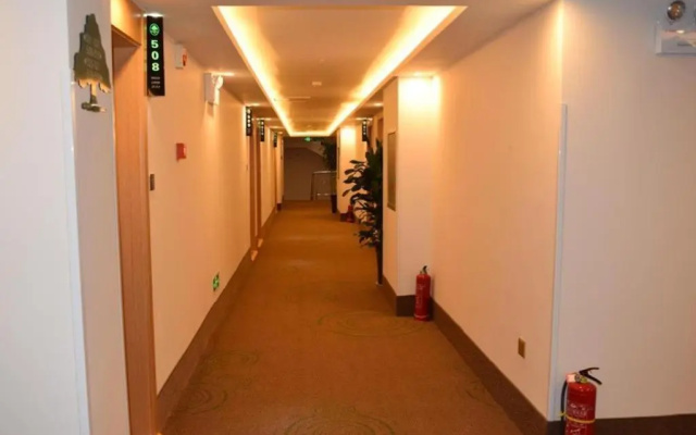 GreenTree Inn Zhengzhou Xingzheng City Longhu Town Xiangyun Road Express Hotel – Hotel Rooms – Zhengzhou